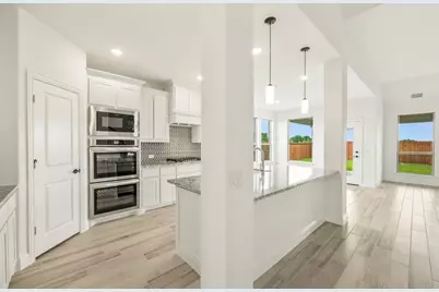 925 Cannes Drive, Red Oak, TX 75154 - Photo 11