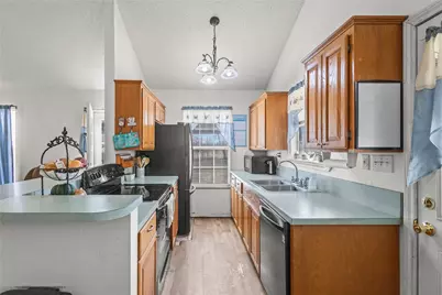 113 Red Oak Drive, Mabank, TX 75156 - Photo 11