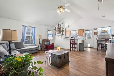 113 Red Oak Drive, Mabank, TX 75156 - Photo 3