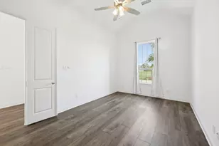 4101 Hawthorn Dr, Aubrey, TX 76227 - Photo 15