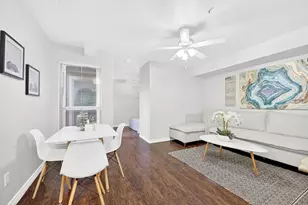 9829 Walnut St, Dallas, TX 75243 - Photo 15