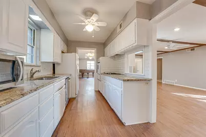 2601 S Glenbrook Drive, Garland, TX 75041 - Photo 13