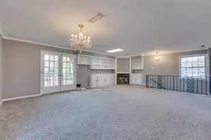 2601 S Glenbrook Dr, Garland, TX 75041 - Photo 23