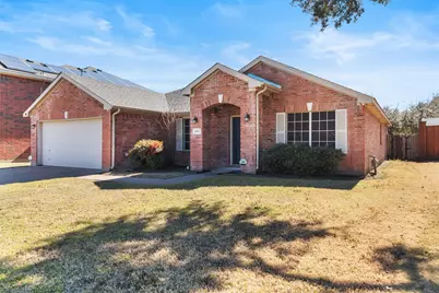 2511 Rio Grande Drive, Grand Prairie, TX 75052 - Photo 3