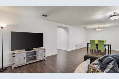 2511 Rio Grande Drive, Grand Prairie, TX 75052 - Photo 9