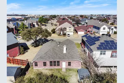 2511 Rio Grande Drive, Grand Prairie, TX 75052 - Photo 7