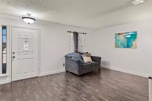 2511 Rio Grande Dr, Grand Prairie, TX 75052 - Photo 13