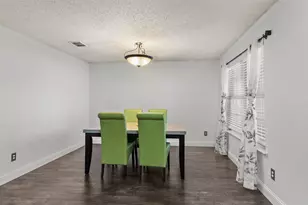 2511 Rio Grande Dr, Grand Prairie, TX 75052 - Photo 11