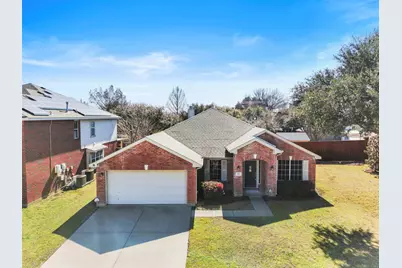 2511 Rio Grande Drive, Grand Prairie, TX 75052 - Photo 5