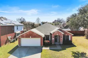 2511 Rio Grande Dr, Grand Prairie, TX 75052 - Photo 5