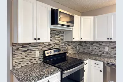 2460 Chinkapin Way, Dallas, TX 75212 - Photo 11