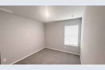 8512 Dunnstown Drive, Fort Worth, TX 76131 - Photo 5