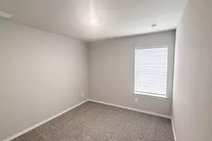8512 Dunnstown Dr, Fort Worth, TX 76131 - Photo 5