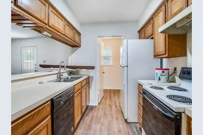 510 Strata Drive, Denton, TX 76201 - Photo 5