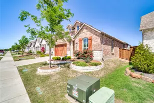 1638 Snowdrop Dr, Celina, TX 75078 - Photo 3