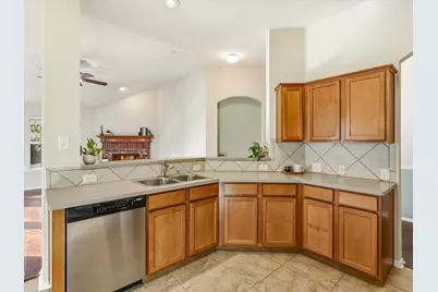 11217 Clover Knoll Drive, Frisco, TX 75035 - Photo 13