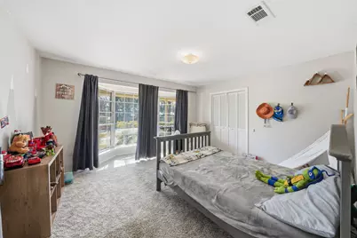 1605 Northlake Court, Arlington, TX 76012 - Photo 9