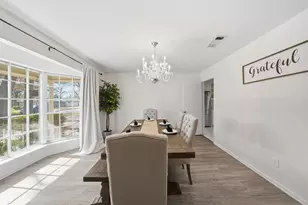 1605 Northlake Ct, Arlington, TX 76012 - Photo 5