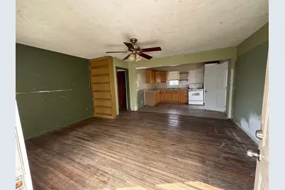 825 Clyde Street, White Settlement, TX 76108 - Photo 5