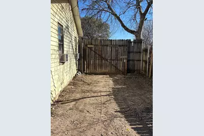 825 Clyde Street, White Settlement, TX 76108 - Photo 19