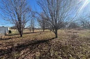 232 Sacremento Blvd, Seven Points, TX 75143 - Photo 3