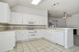 1602 Meadow Park Dr, Keller, TX 76248 - Photo 7