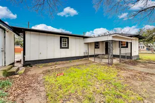 910 S Preston St, Ennis, TX 75119 - Photo 23