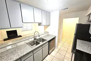 3425 Republic Dr, Forest Hill, TX 76140 - Photo 7