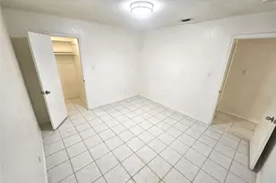 3425 Republic Dr, Forest Hill, TX 76140 - Photo 21