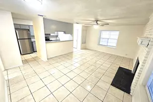 3425 Republic Dr, Forest Hill, TX 76140 - Photo 3