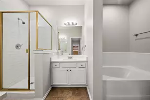 7928 Hill Country Ln, Dallas, TX 75249 - Photo 11