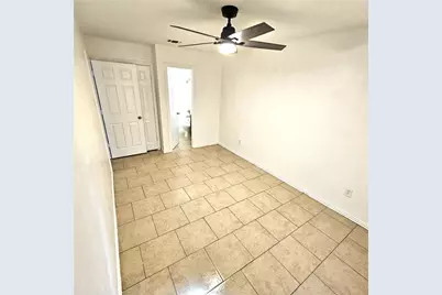 1810 Wiseman Avenue, Fort Worth, TX 76105 - Photo 13