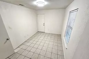 2839 Avenue J, Fort Worth, TX 76105 - Photo 11