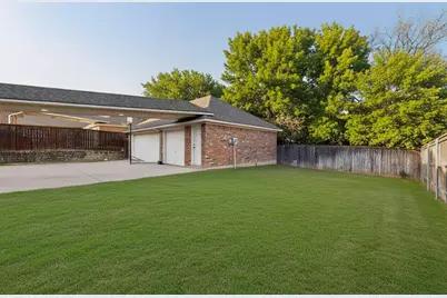 6440 Fianna Hills Drive, Fort Worth, TX 76132 - Photo 35