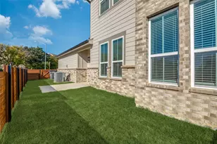 9601 Thorncrown Ln, Fort Worth, TX 76179 - Photo 11