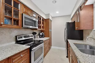 10534 Stone Canyon Rd, Dallas, TX 75230 - Photo 7