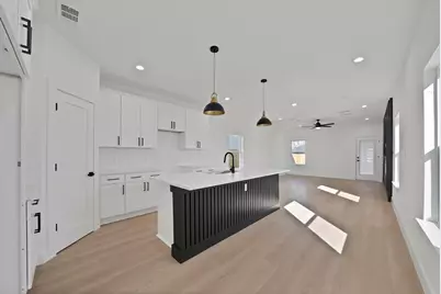 2912 Brigham Lane, Dallas, TX 75215 - Photo 3