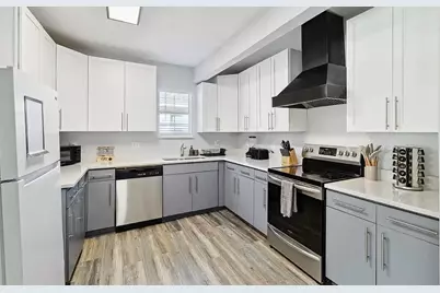 702 N Edgefield Avenue, Dallas, TX 75208 - Photo 15