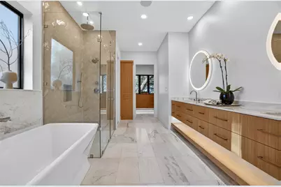 6446 Lange Circle, Dallas, TX 75214 - Photo 17