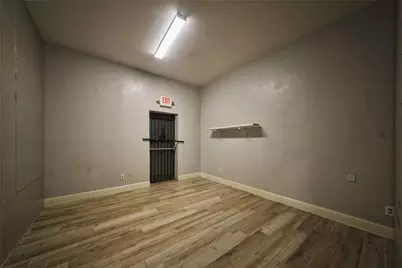 2700 Hemphill Street #2704, Fort Worth, TX 76110 - Photo 5