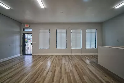 2700 Hemphill Street #2704, Fort Worth, TX 76110 - Photo 3