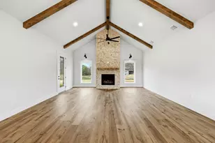 509 Emma St, Grandview, TX 76050 - Photo 9