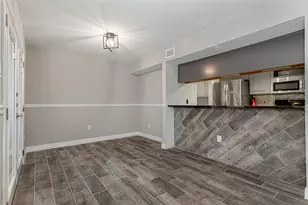 13109 Burninglog Ln, Dallas, TX 75243 - Photo 17