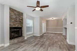 13109 Burninglog Ln, Dallas, TX 75243 - Photo 15