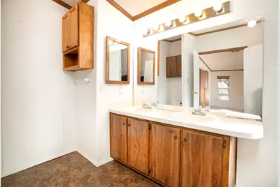 20501 Shore Breeze Drive, Chandler, TX 75758 - Photo 25