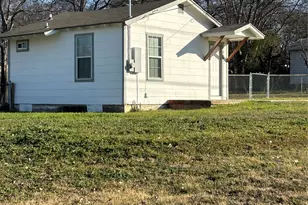 401 Hallvale Dr, White Settlement, TX 76108 - Photo 37