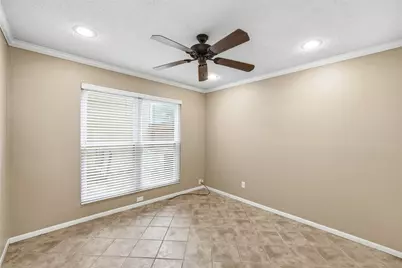 4506 Village Oak Drive, Waco, TX 76710 - Photo 9