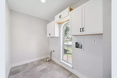 726 Waikiki Drive, Garland, TX 75043 - Photo 11