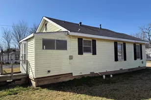 636 S Center St, Grand Prairie, TX 75051 - Photo 29