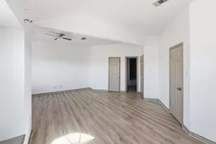 3950 Seaside Ct, Fort Worth, TX 76040 - Photo 15